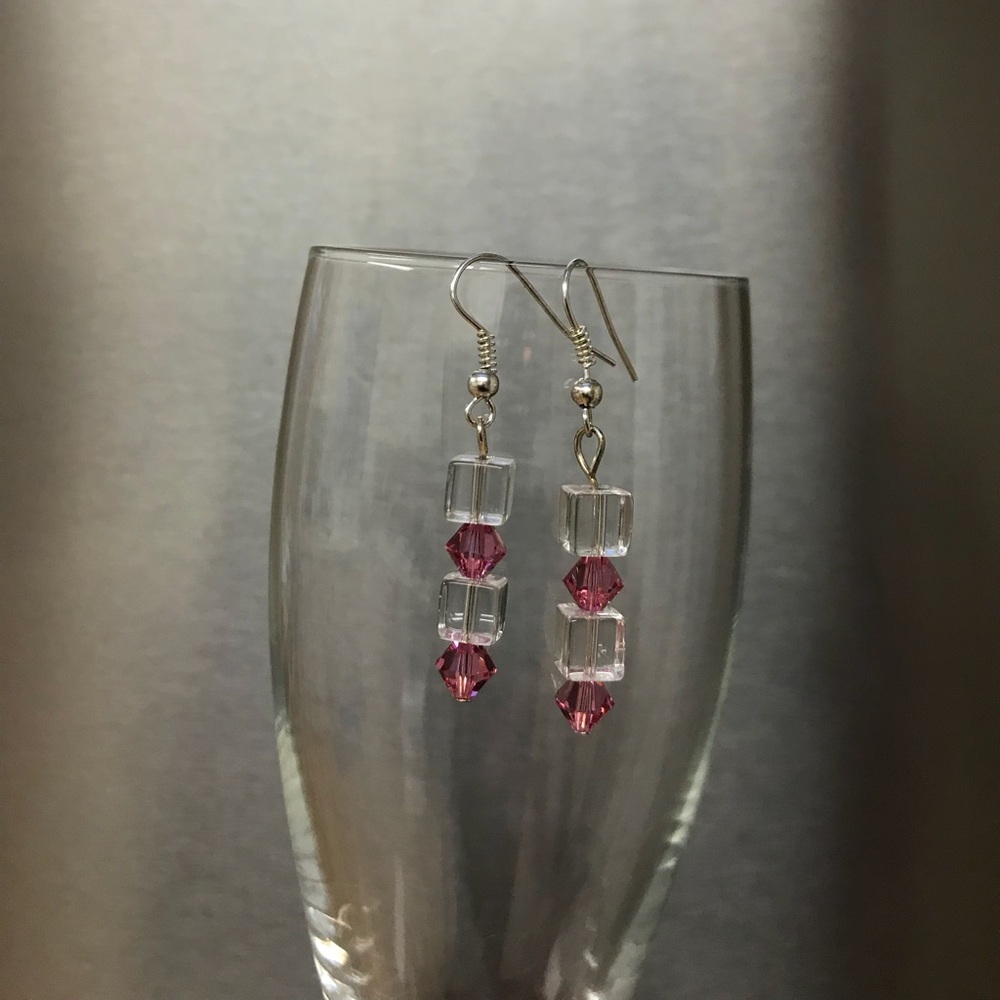 🦋4 for$15 🦋Geometric style crystal earrings.